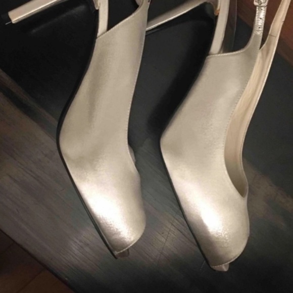 NWT Stuart Weitzman Size 41 EU - Picture 3 of 10